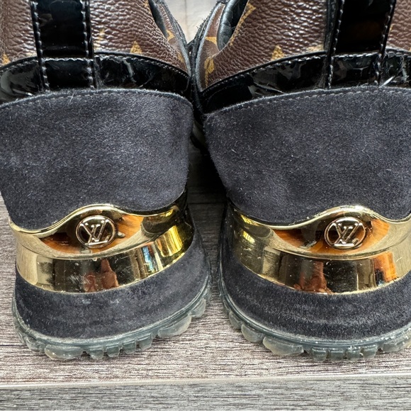 Authentic Louis Vuitton Run Away Sneakers - Picture 5 of 6